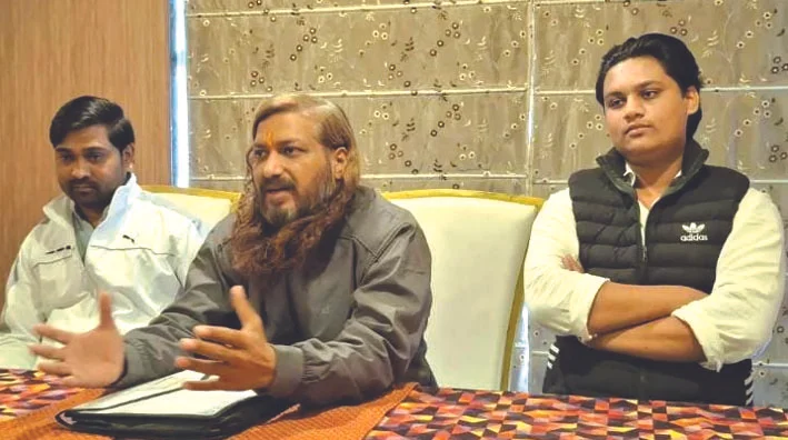 महंत रो​हित गिरी का आरोप, कहा उनके खिलाफ हुआ बड़ा षड़यंत्र