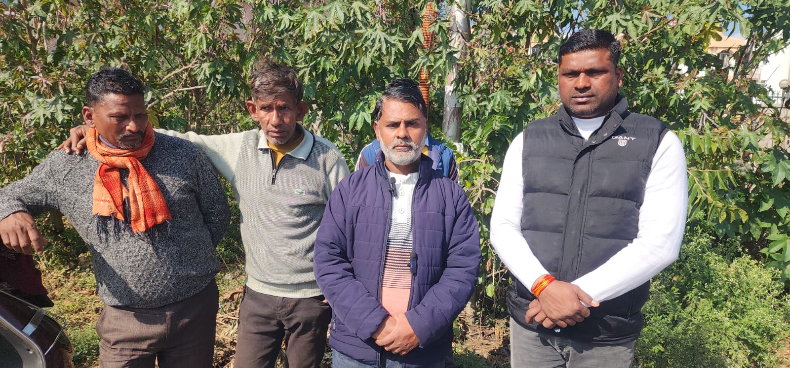 पूर्व सती घाट स्थित अवैध पार्किंग के खिलाफ चंडी चौक मैक्स यूनियन के अध्यक्ष धर्मेंद्र कश्यप द्वारा प्रेस कॉन्फ्रेंस कर अवैध पार्किंग के खिलाफ कार्यवाही की मांग की थी