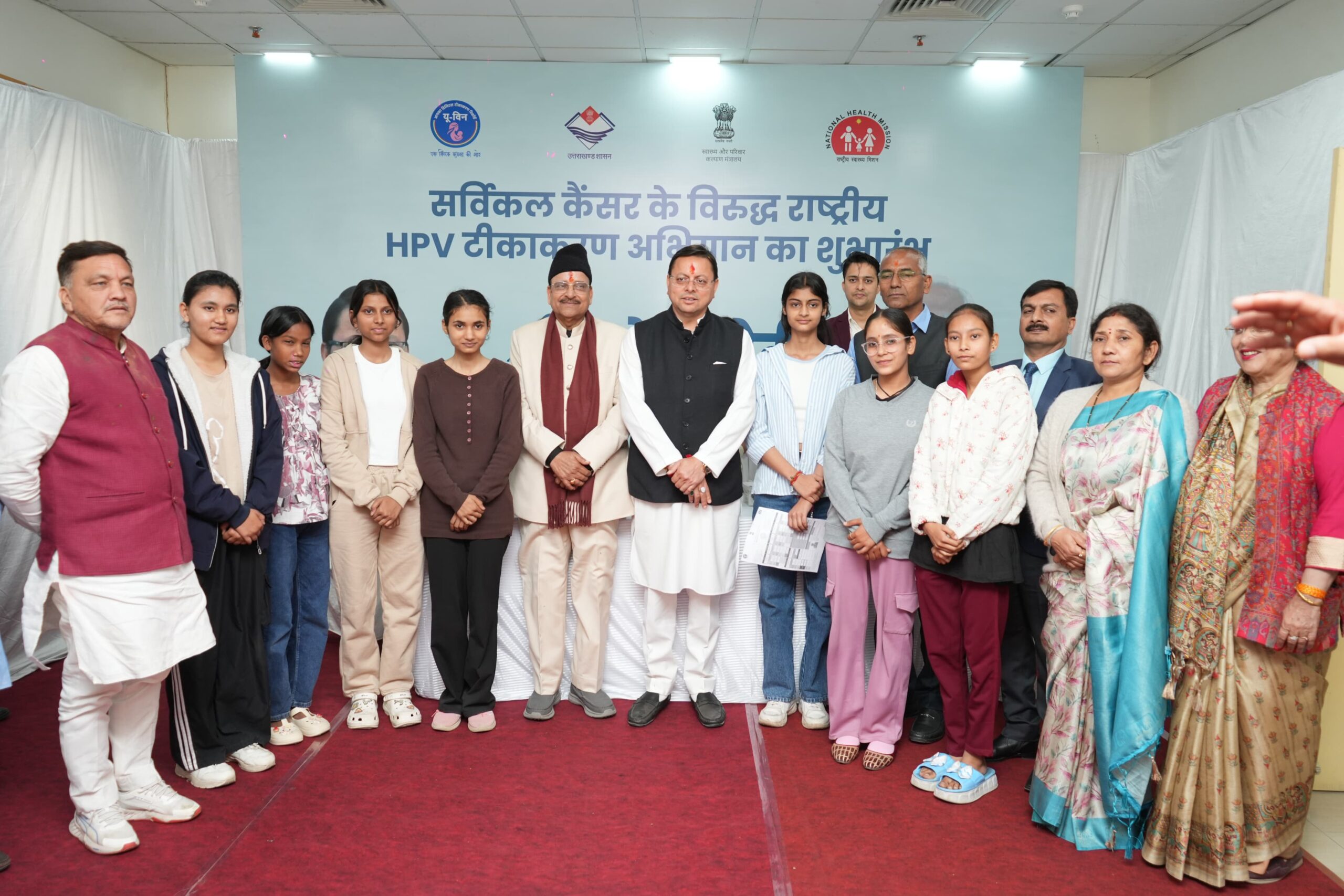 प्रधानमंत्री श्री नरेंद्र मोदी ने शनिवार को राजस्थान के अजमेर से 14 वर्ष की लड़कियों के लिए सर्वाइकल कैंसर के विरुद्ध देशव्यापी ह्यूमन पैपिलोमावायरस (एचपीवी) टीकाकरण अभियान का शुभारंभ किया।