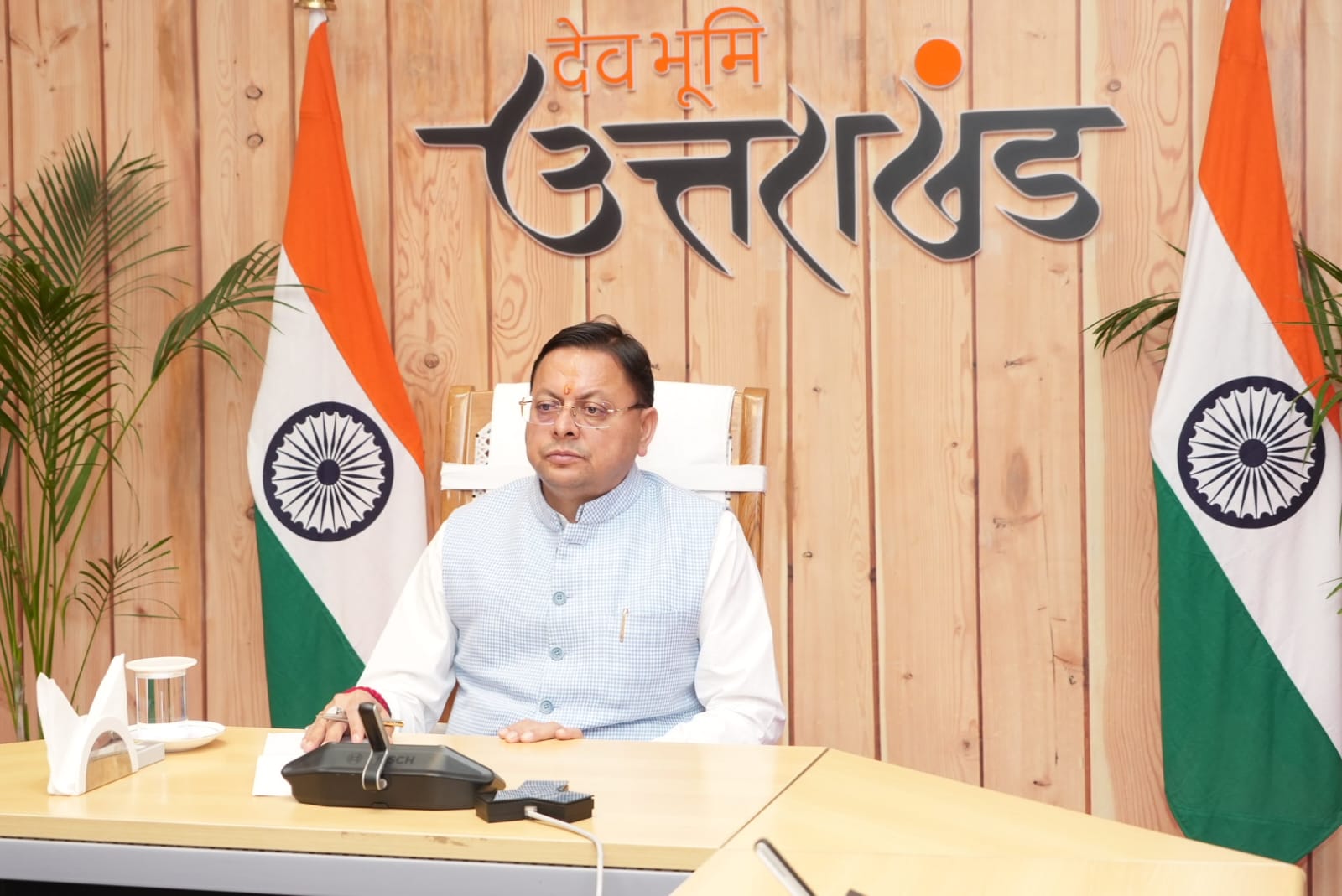 धामी कैबिनेट की बैठक में लिए गए महत्वपूर्ण प्रस्ताव पास किये