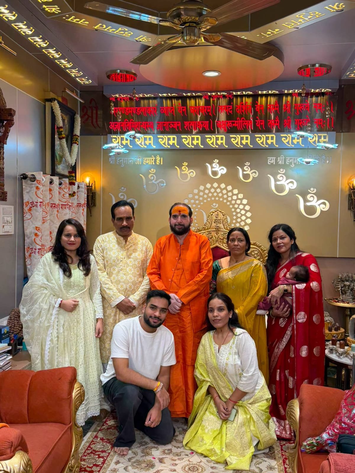 महामंडलेश्वर स्वामी संतोषानंद देव महाराज के जन्मोत्सव पर गूंजा धर्म, भक्ति और सेवा का संदेश